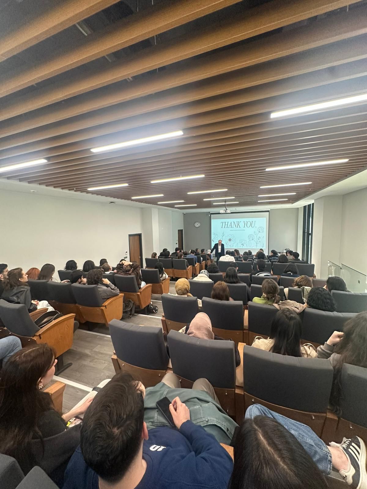 Prof.Dr. Ahmet Mete Saatçı 3.jpeg (238 KB)